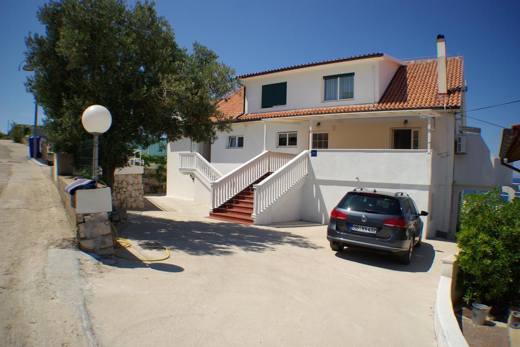 Apartments Vilma Murter Exterior foto